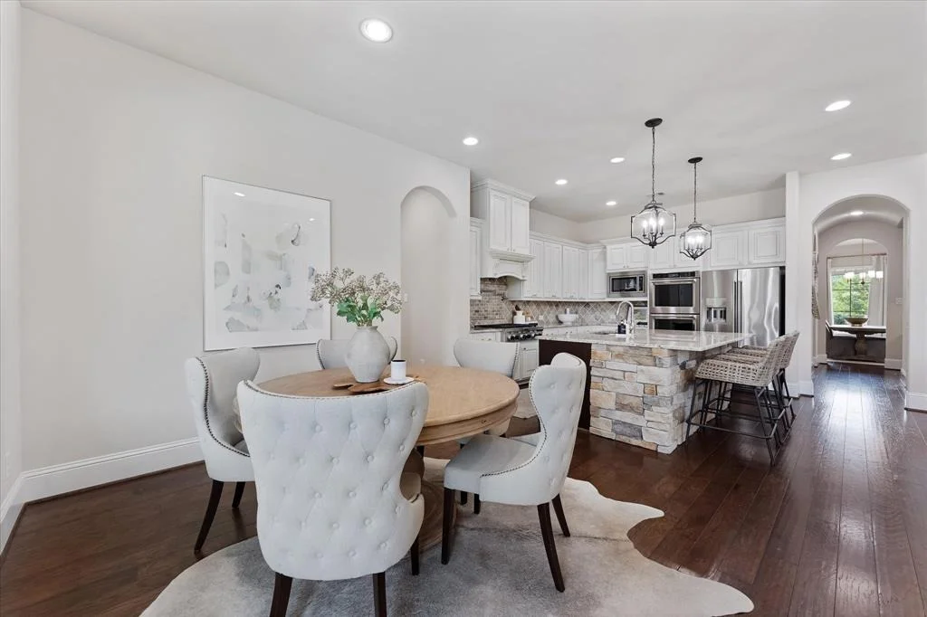 Photo of 5823 Stratton Woods Drive