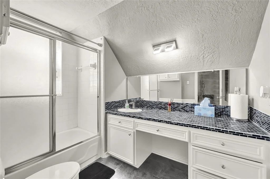 Photo of 6834 Cedar Point Drive