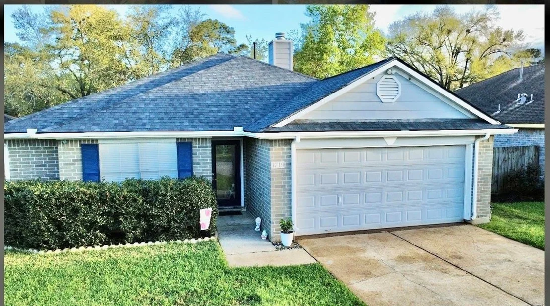 Photo of 3719 Nutwood Lane