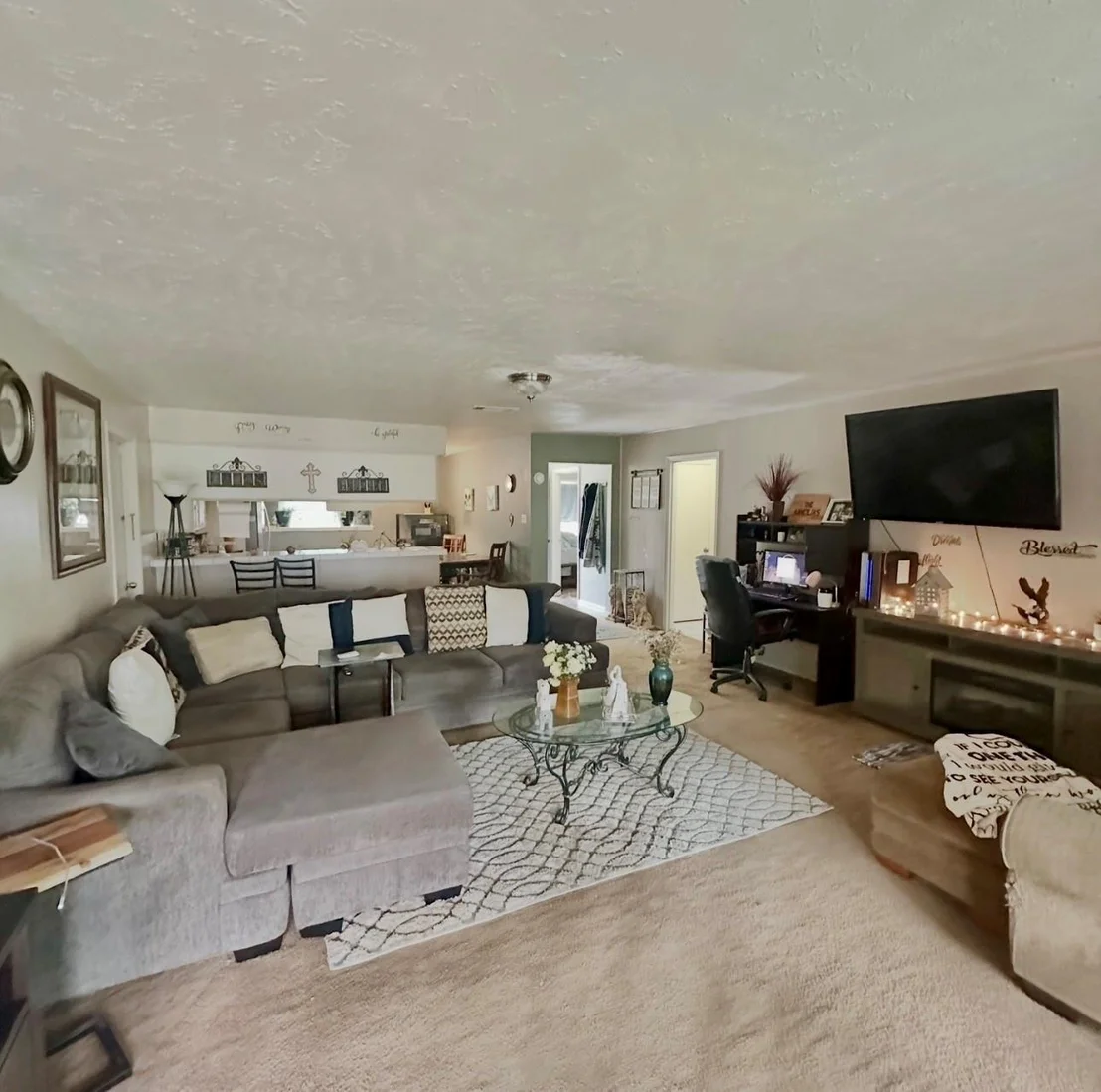 Photo of 705 Phyllis Court