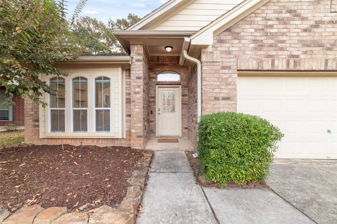 Photo of 3520 White Oak Point Drive