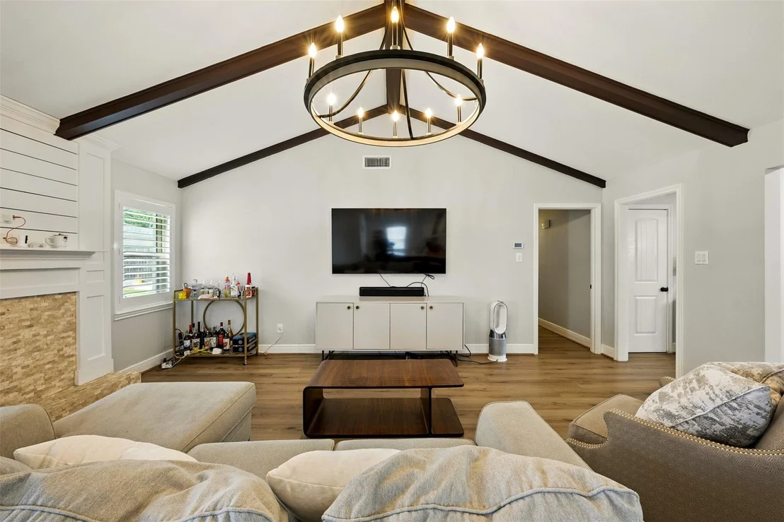 Photo of 10718 Chevy Chase Drive