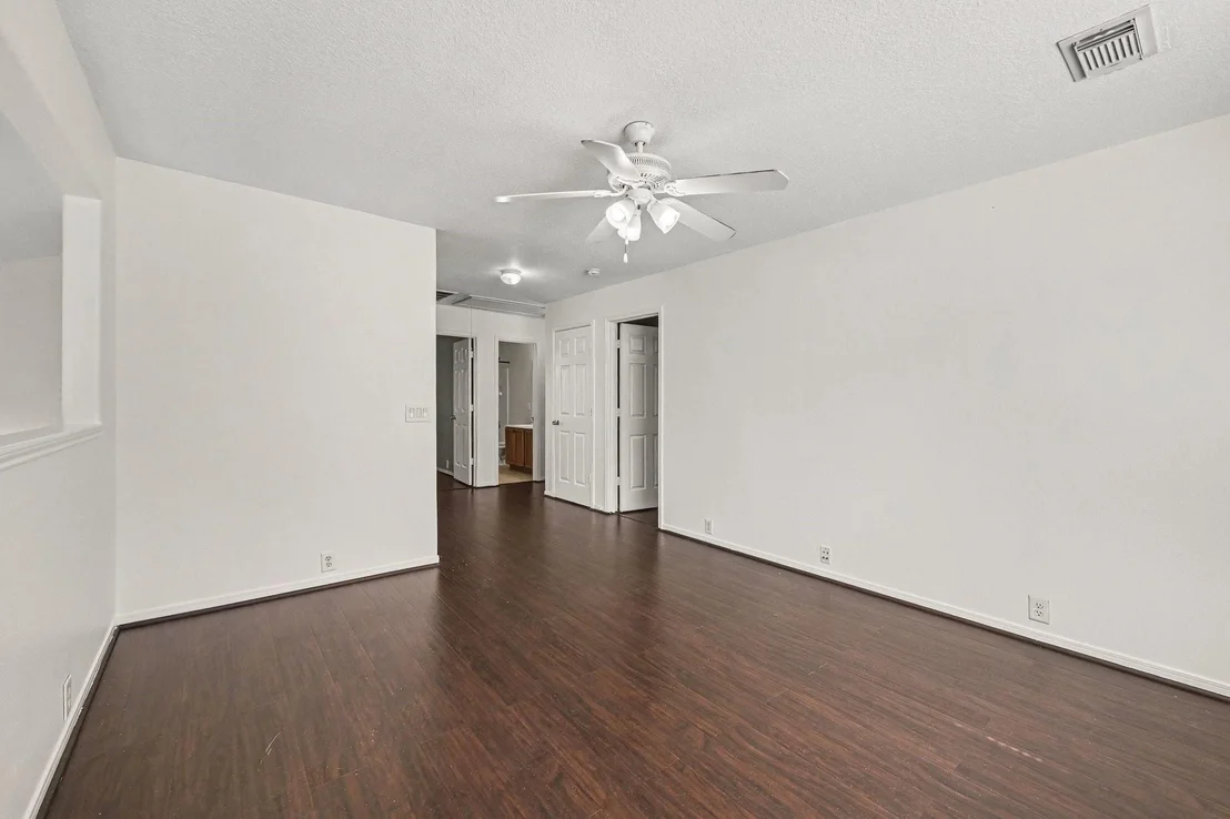 Photo of 16602 Grenada Falls Drive