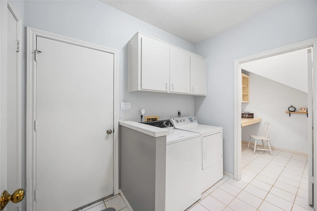 Photo of 11918 Thoreau Drive