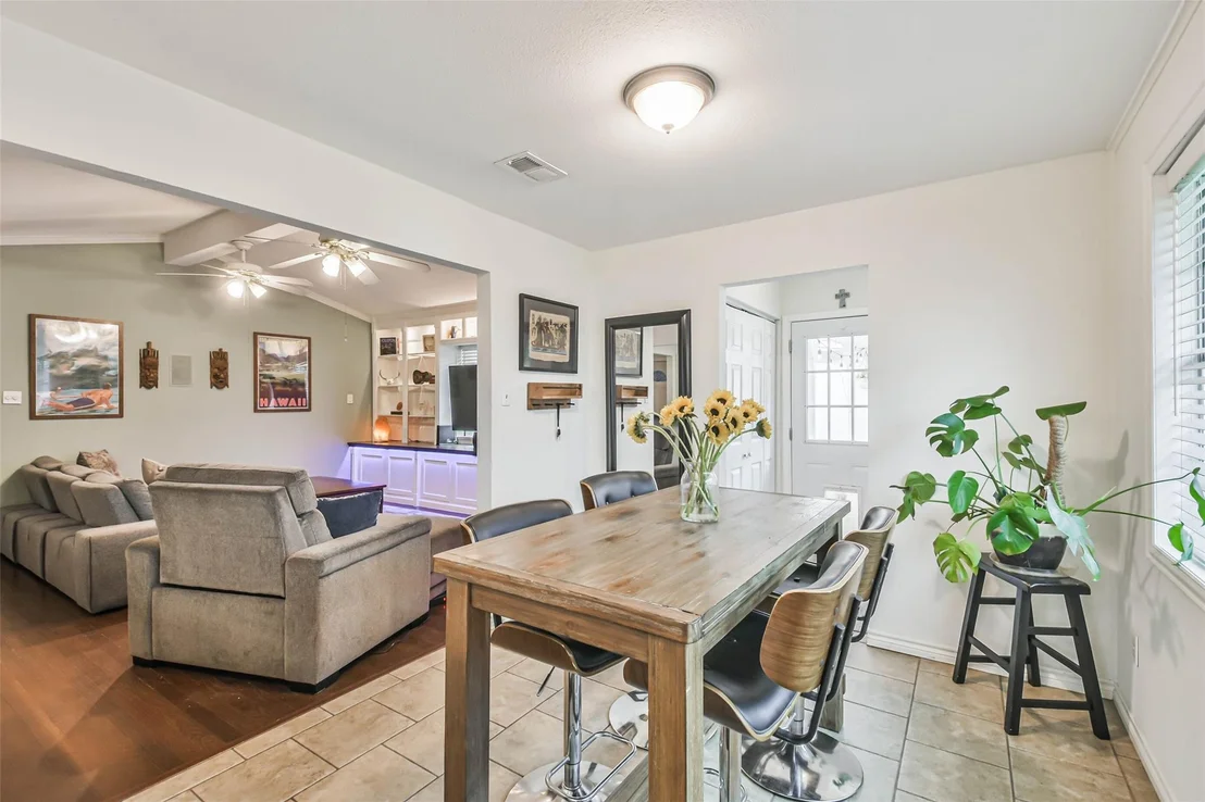 Photo of 10502 Deval Drive