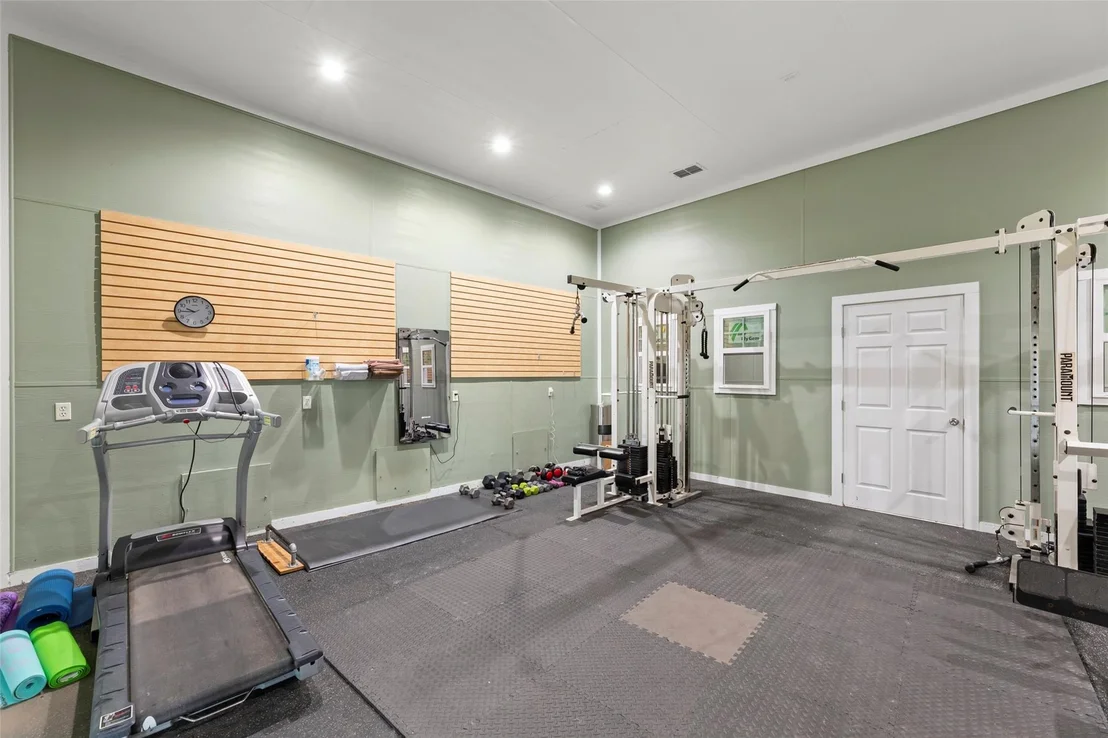 Photo of 742 Bay Drive