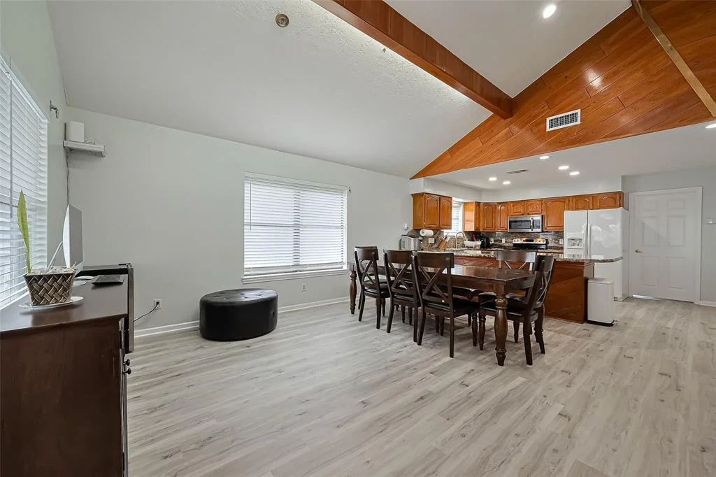 Photo of 210 Sampan Drive