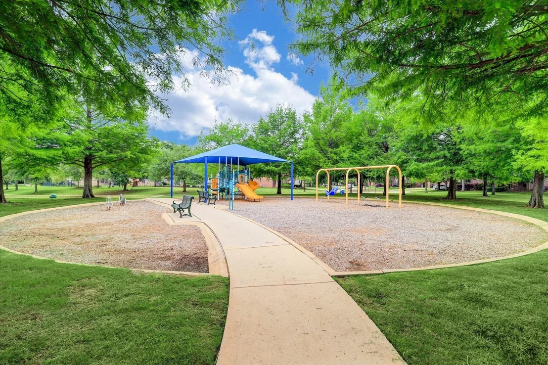 Photo of 8803 Purdy Crescent Trail