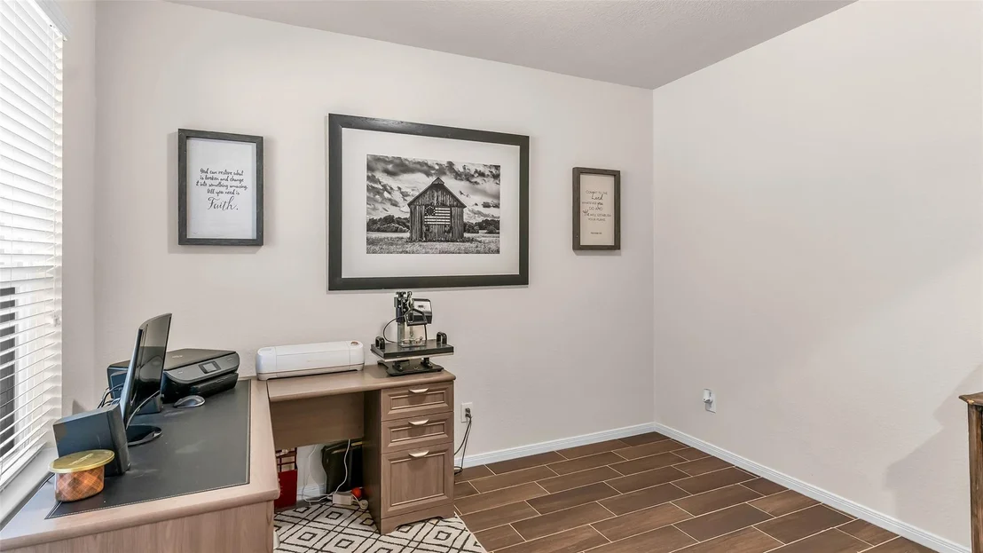 Photo of 2325 Garden Square Path