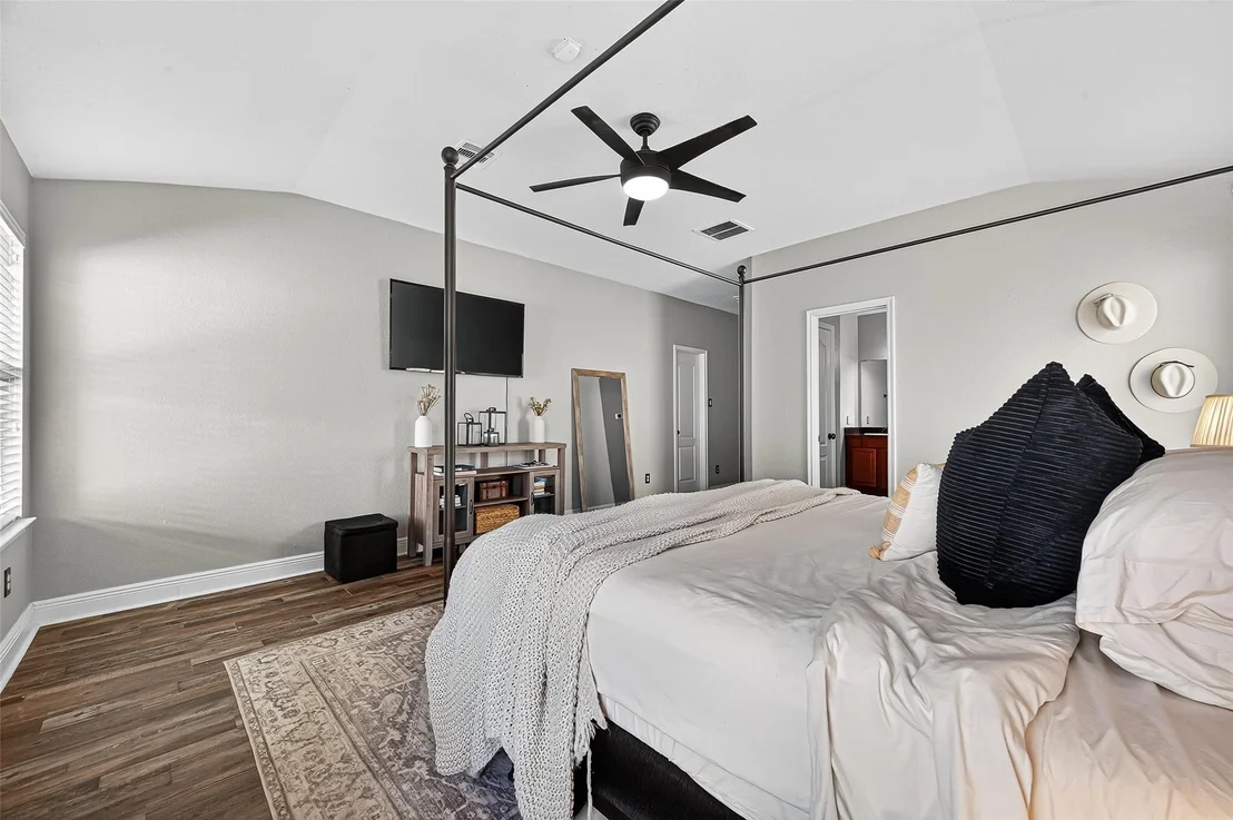 Photo of 16202 Peach Bluff Lane