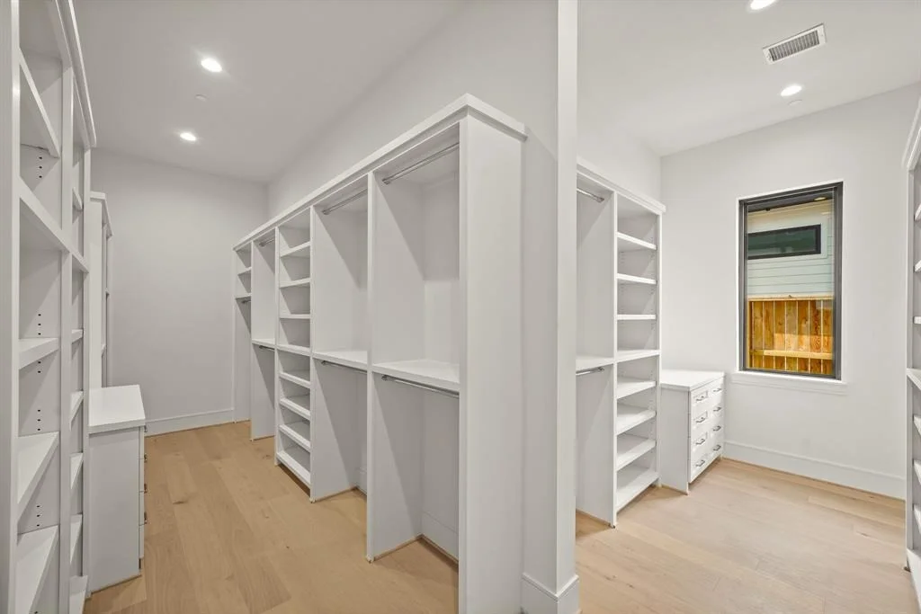 Photo of 1222 Glourie Drive