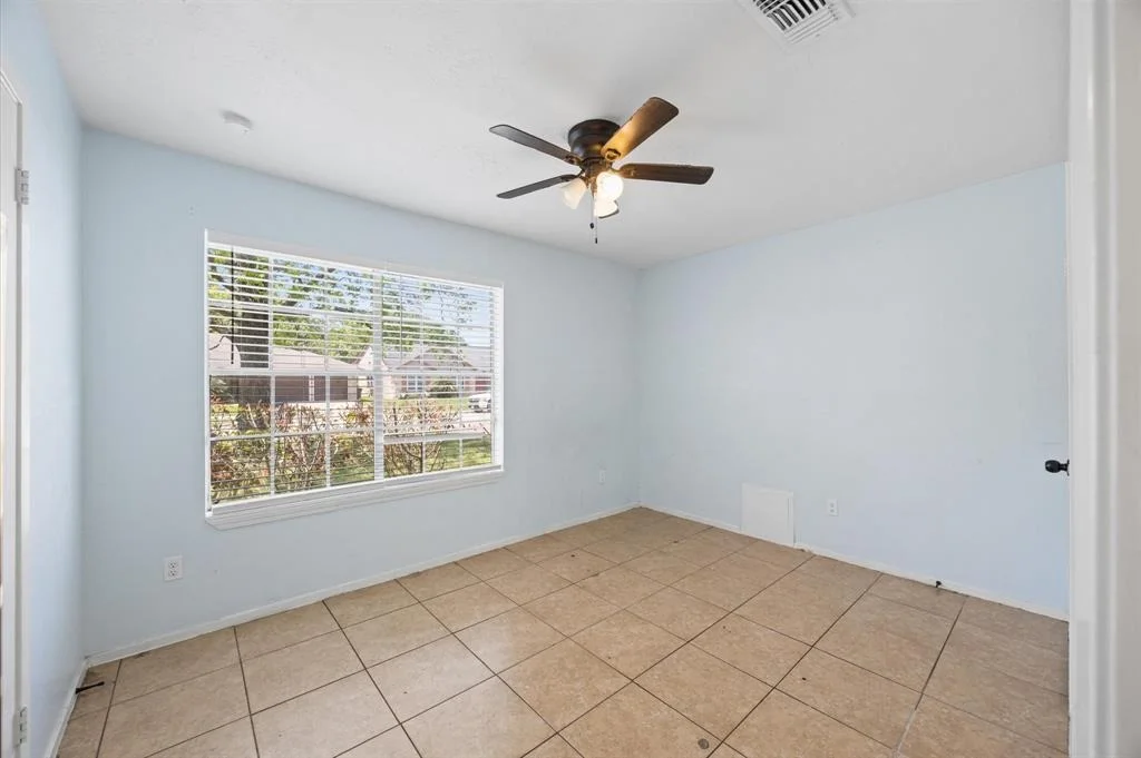 Photo of 20114 Lions Gate Drive