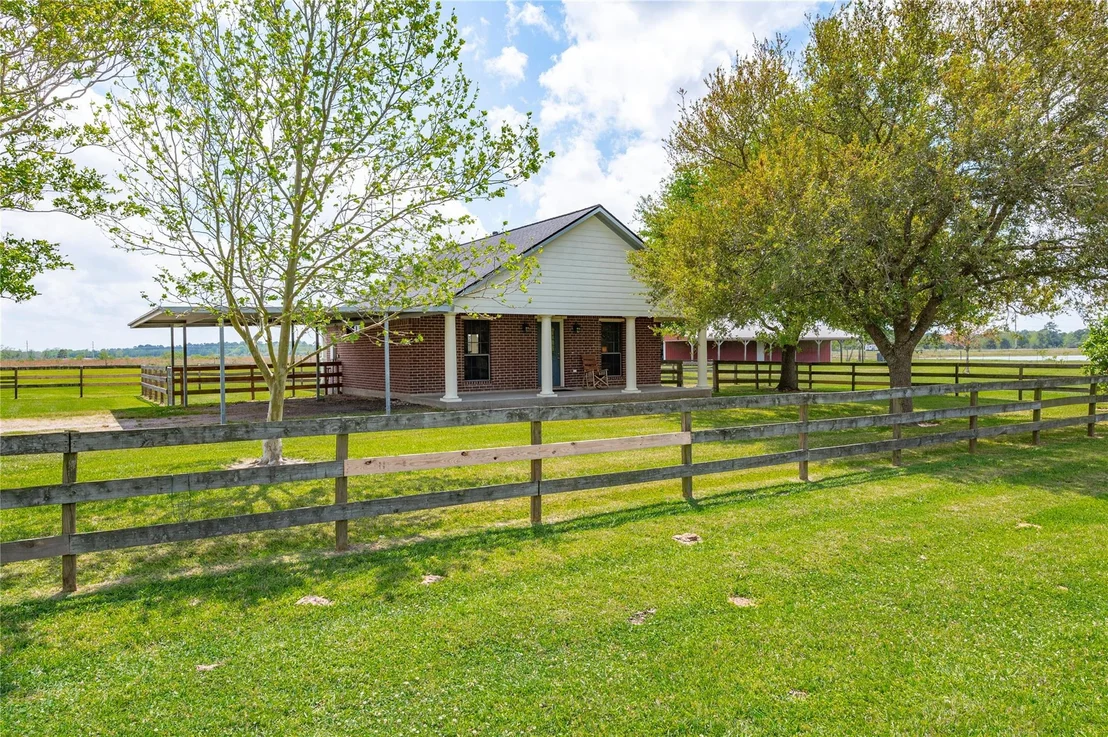 Photo of 8211 Deats Lane