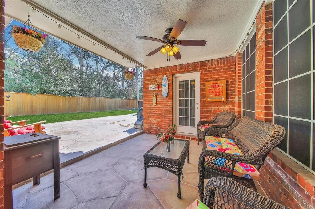Photo of 16702 Avenfield Road