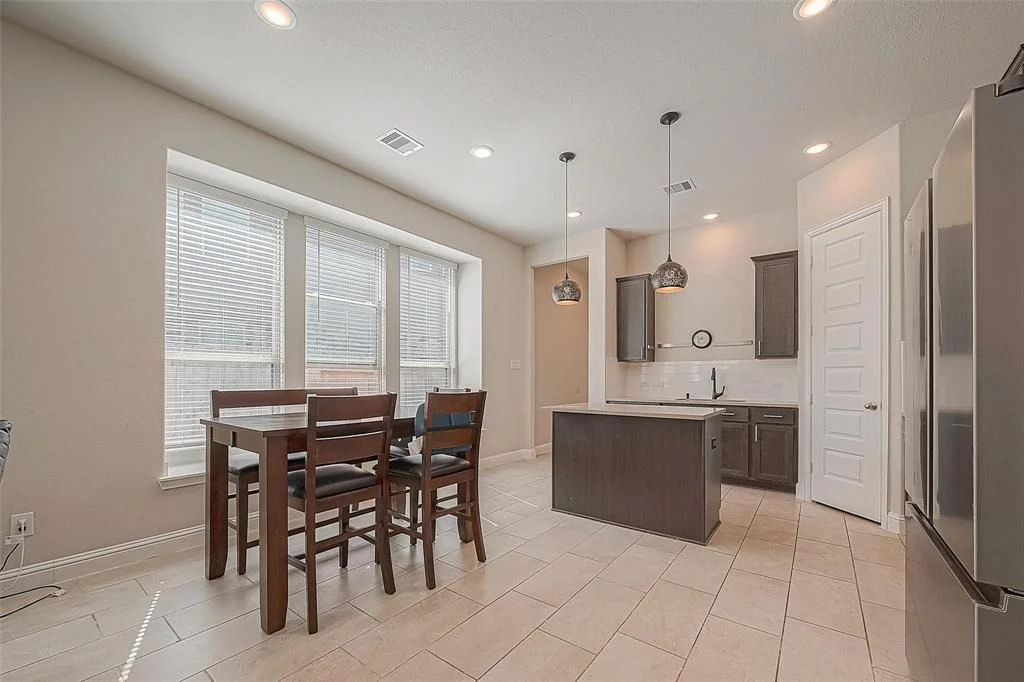Photo of 17710 White Lightning Way