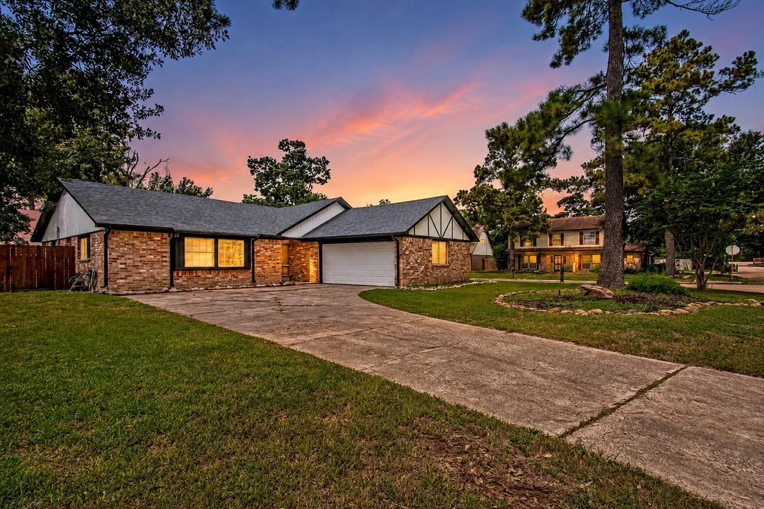 Photo of 17811 Hawk Haven Lane