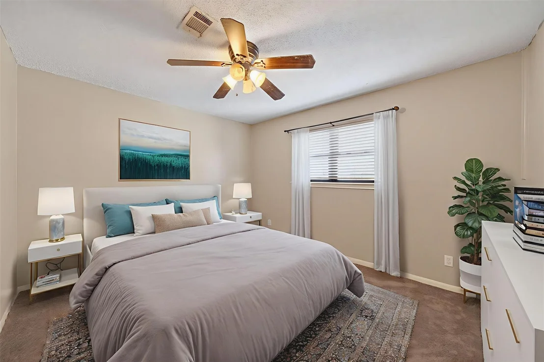 Photo of 5934 Theall Road
