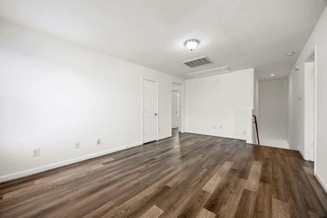 Photo of 15435 Dillon Hill Circle