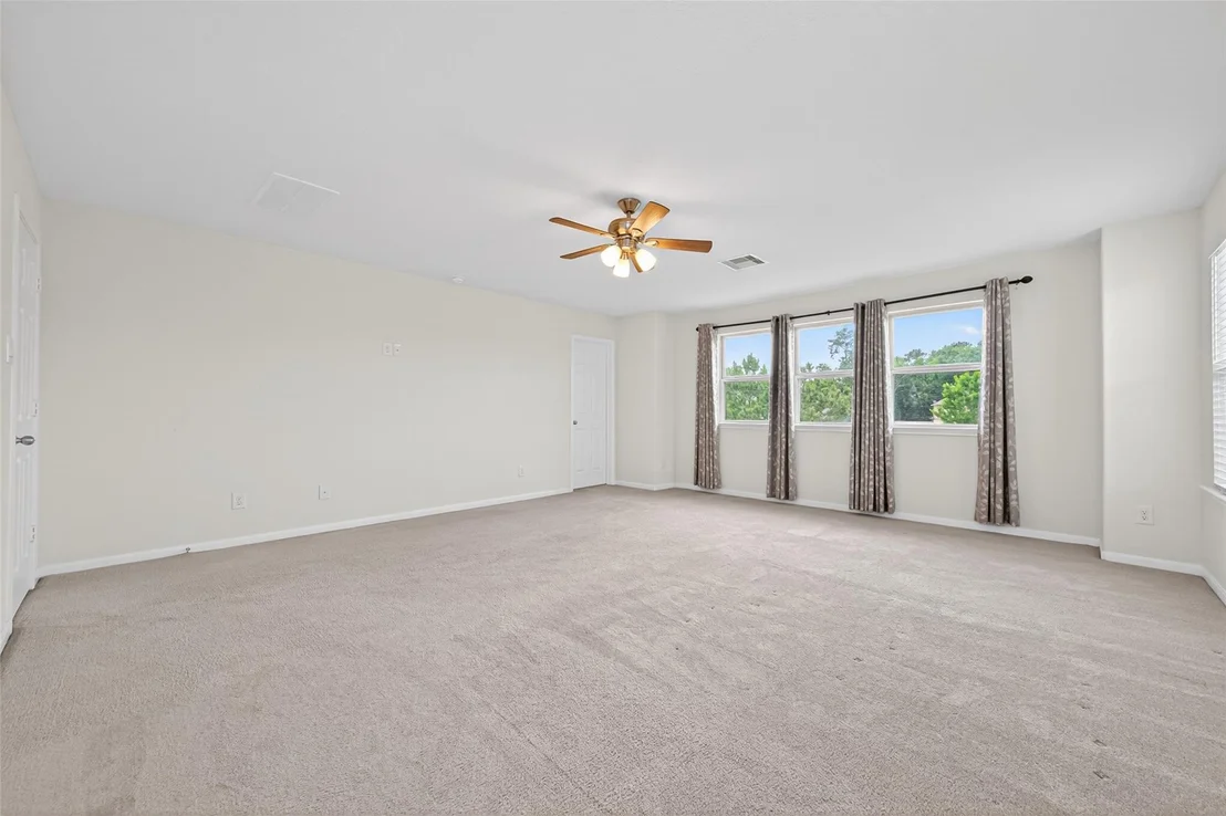 Photo of 4027 Lake Cypress Circle