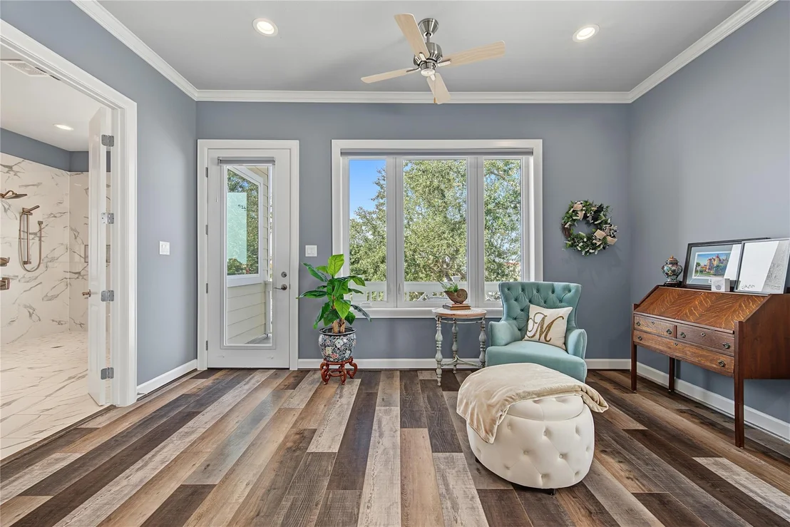 Photo of 2172 Marina Way