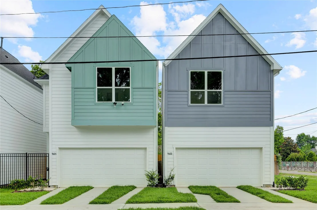 Photo of 9602 Burden Street