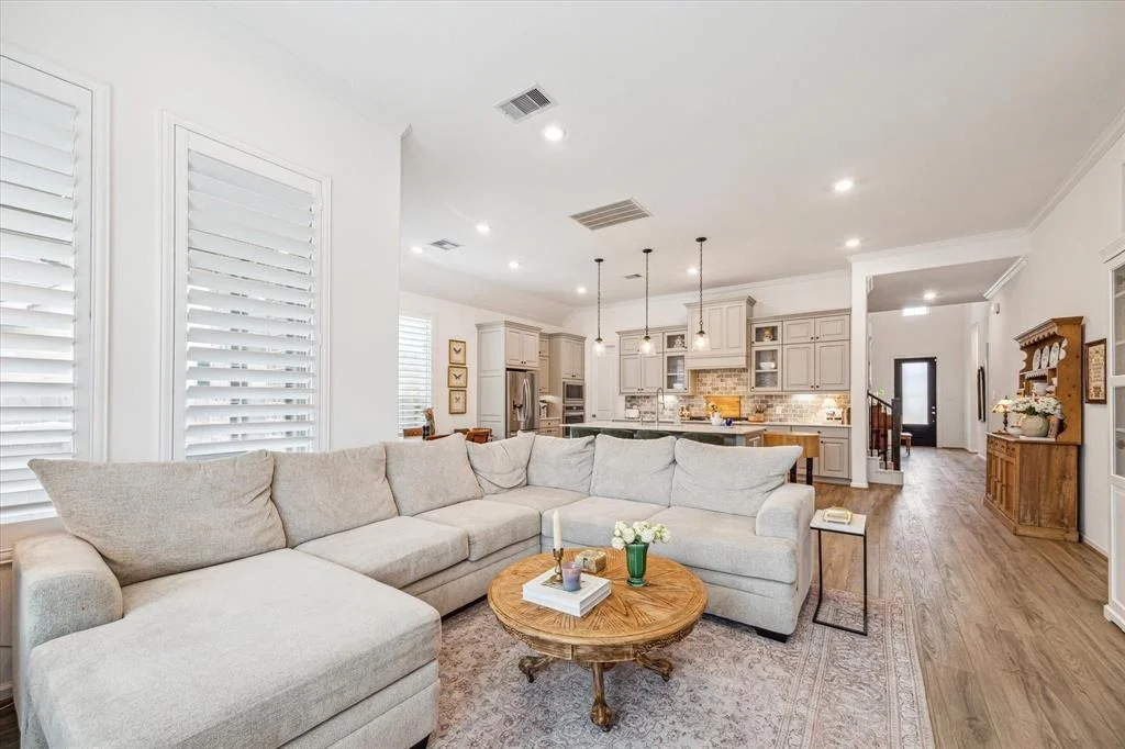 Photo of 612 Cypress Bay Lane