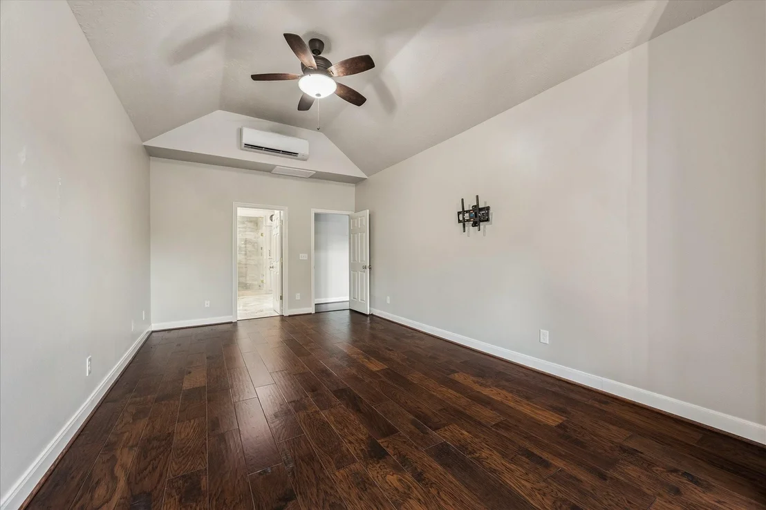 Photo of 3117 E Elm Circle