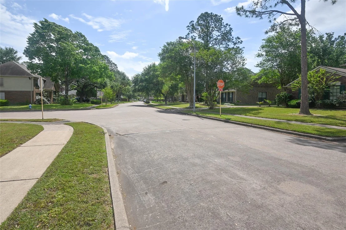 Photo of 15202 Delbarton Drive