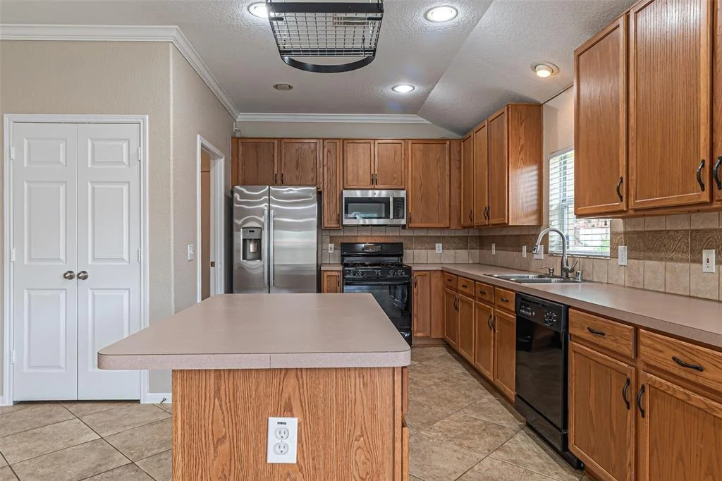 Photo of 17119 Shadow Ledge Drive