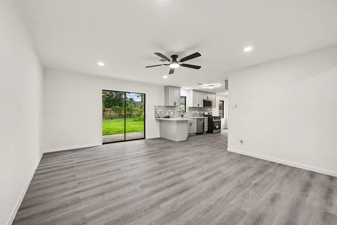 Photo of 7607 Grape Street