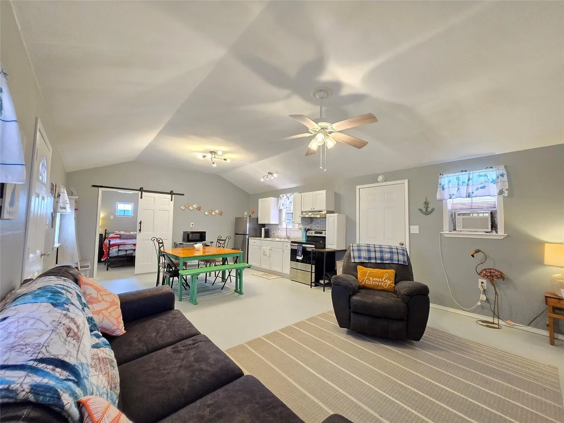 Photo of 167 Piranha Drive