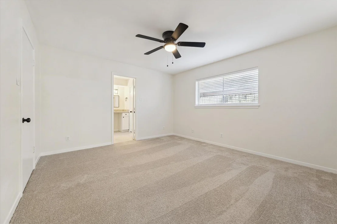 Photo of 4115 Elderwood Drive