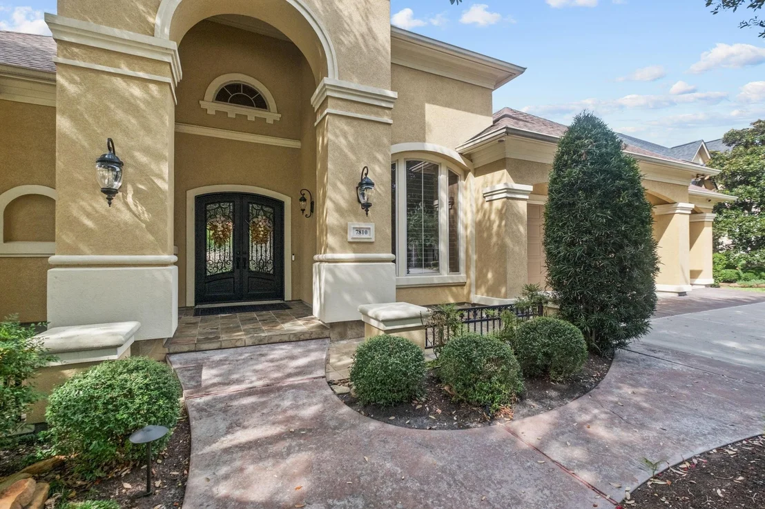 Photo of 7810 Sunset Falls Court