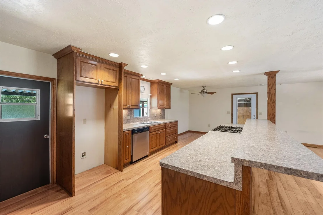 Photo of 10291 Hart Road