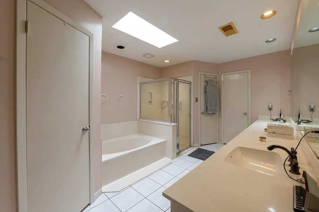 Photo of 7926 Quail Meadow Drive