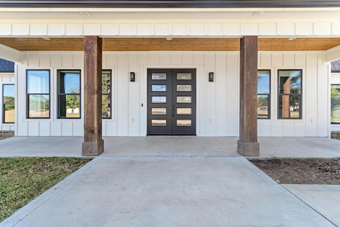 Photo of 847 W Buccaneer Drive