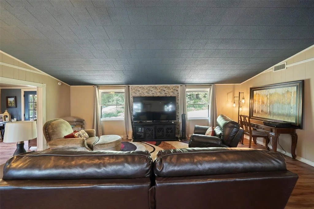 Photo of 8 High Drive