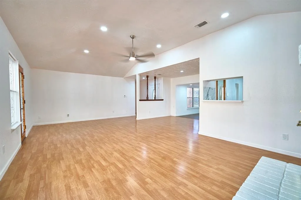 Photo of 13002 Becklin Lane