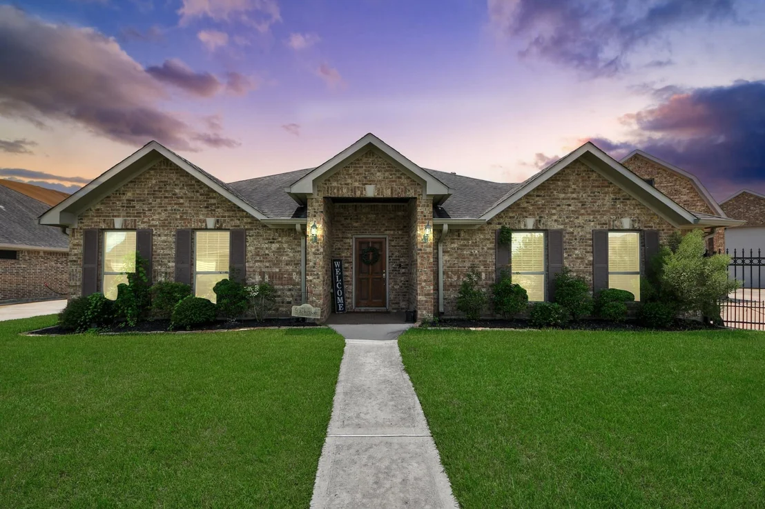 Photo of 6702 Falcon Ridge