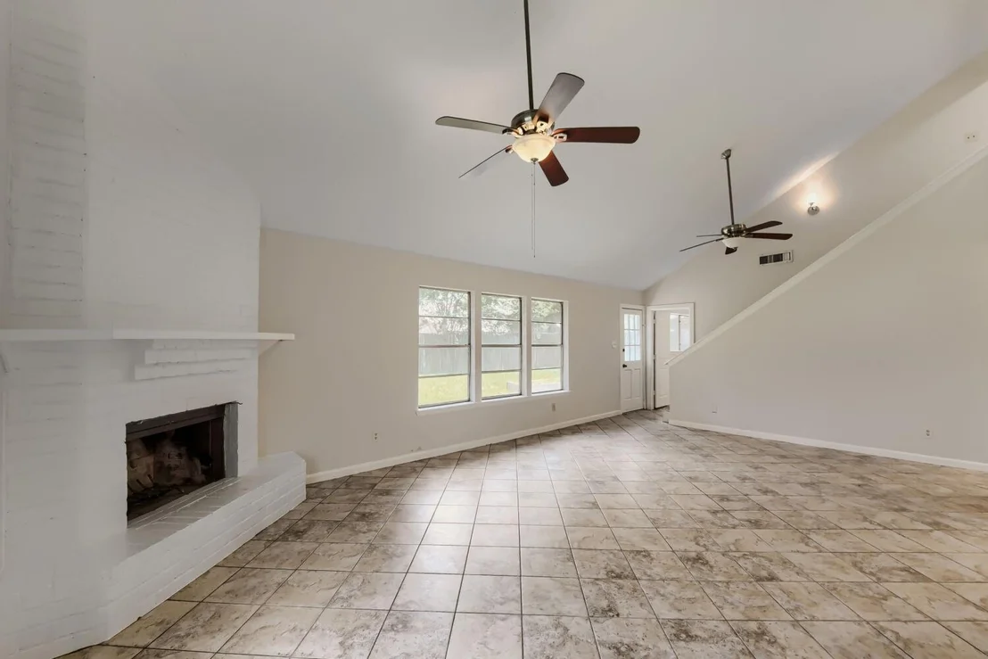 Photo of 5819 Culross Close