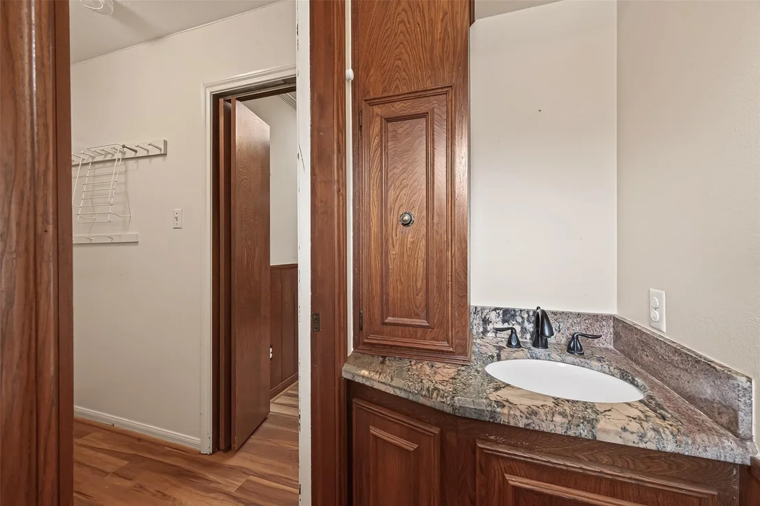 Photo of 6210 Claridge Drive