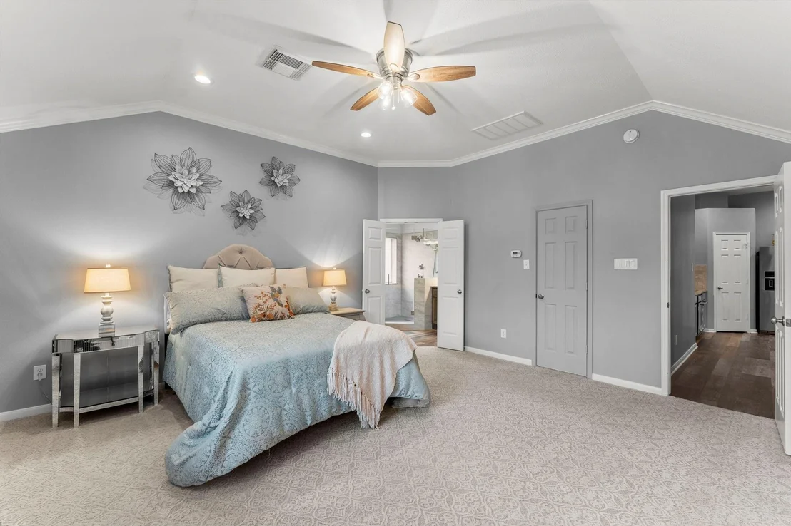 Photo of 959 Stoneglade Drive