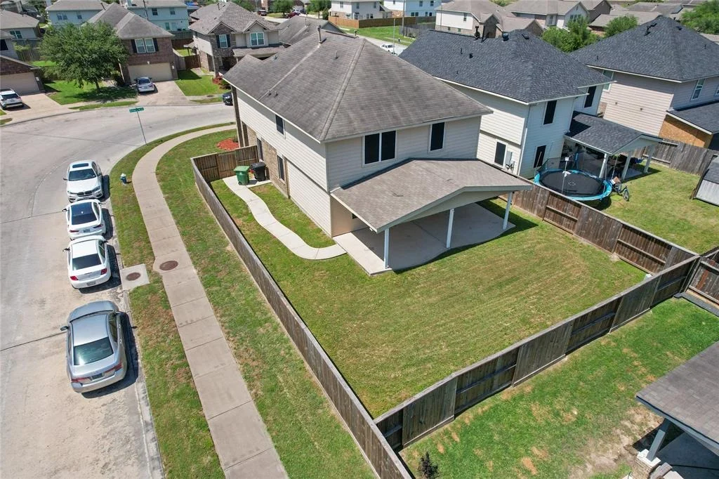 Photo of 10810 Brittan Leaf Lane