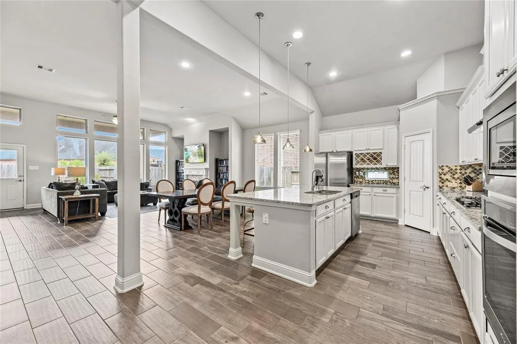Photo of 18810 Peachleaf Willow Trace