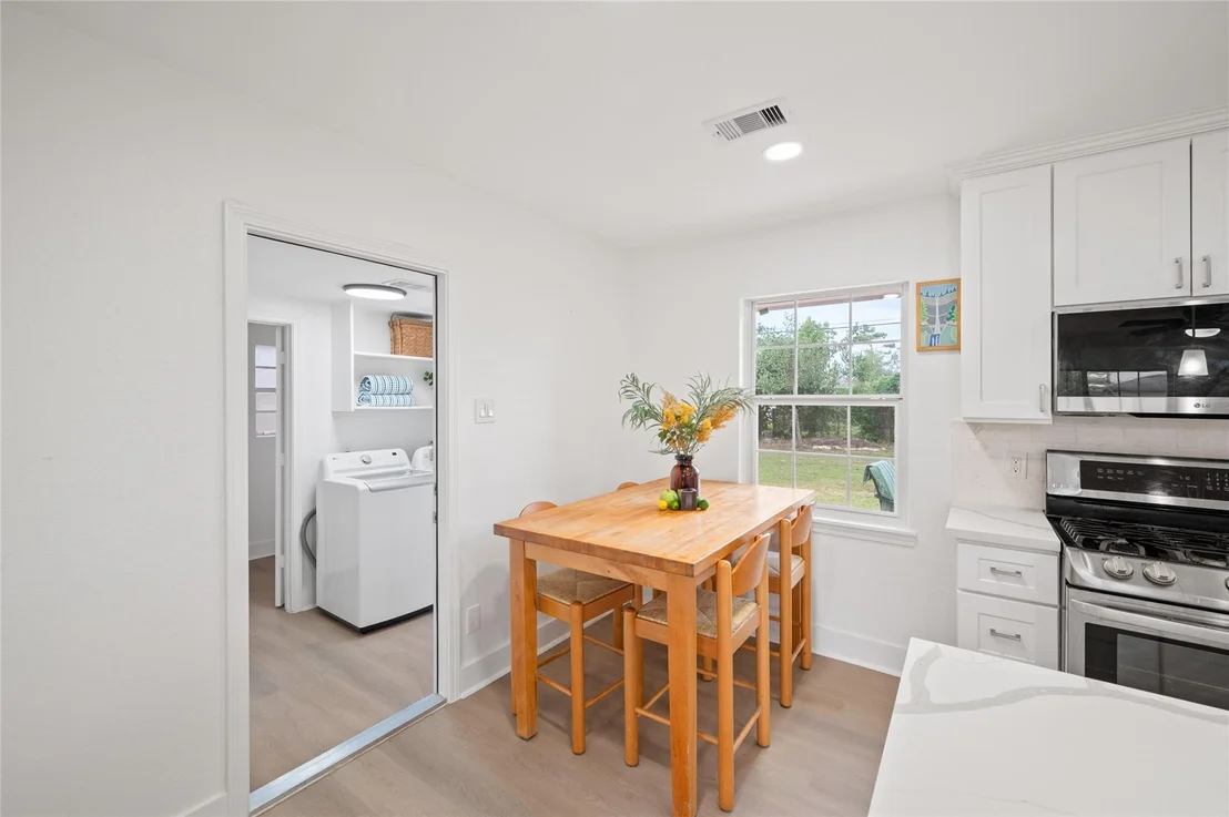 Photo of 2302 Hewitt Drive