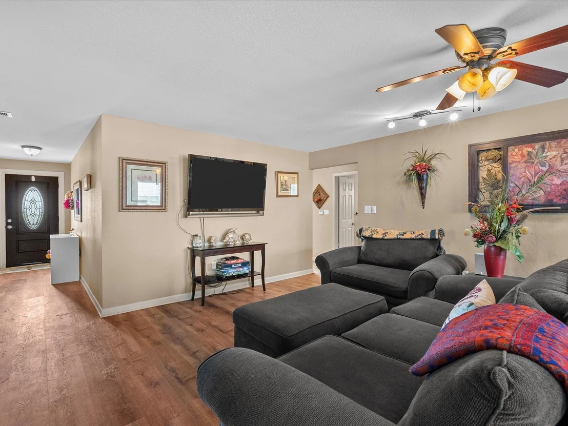 Photo of 517 Swordfish Lane