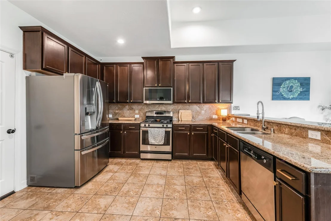 Photo of 702 Aulia Lane