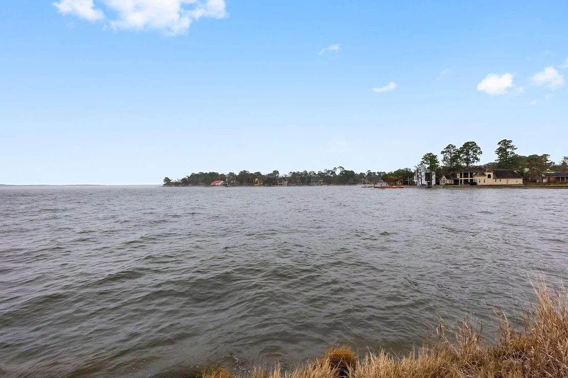 Photo of 11823 Thoreau Drive