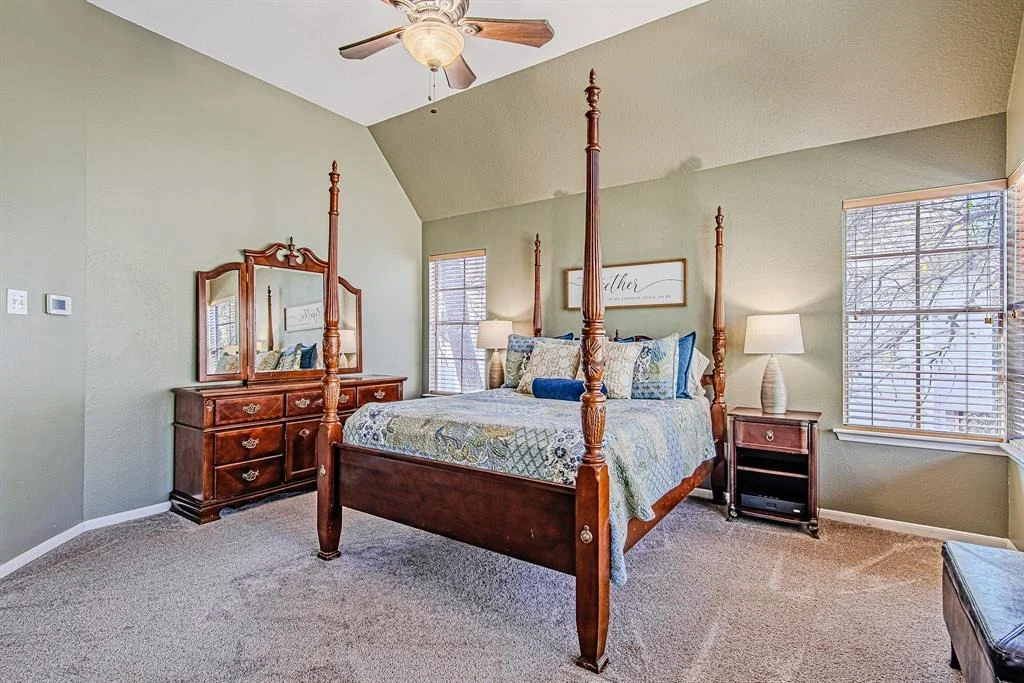 Photo of 19 S Greywing Place