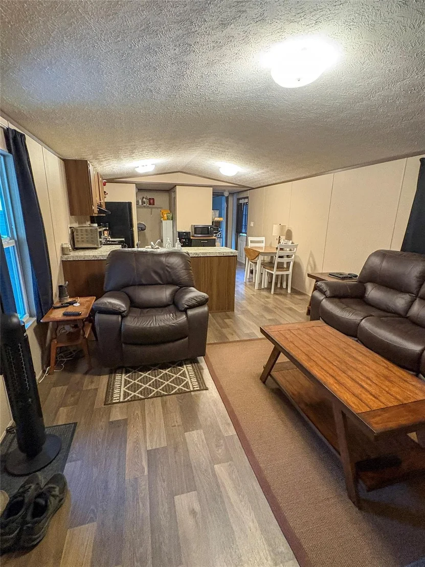 Photo of 1161 Hidden Oaks Drive